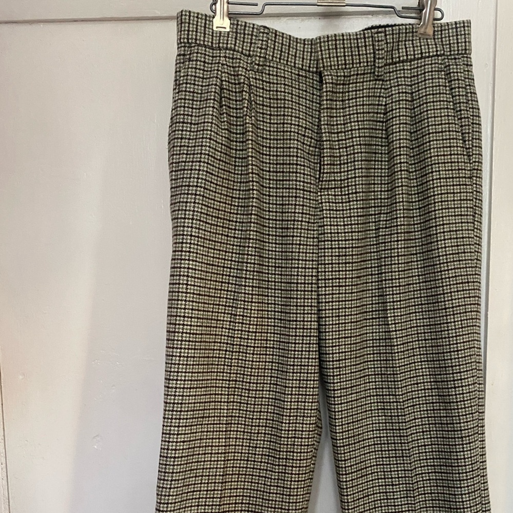 H&M relaxed fit men's size 30 pants